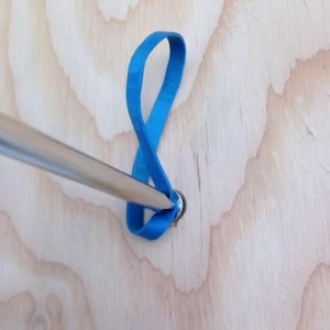 Removes-stripped-screw